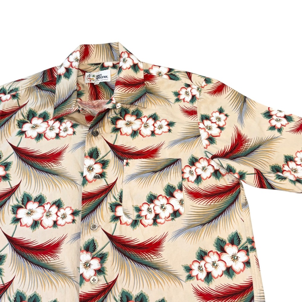 Reyn Spooner Hawaiian Shirt Mens medium Tan Floral Palm Tropical Button Down